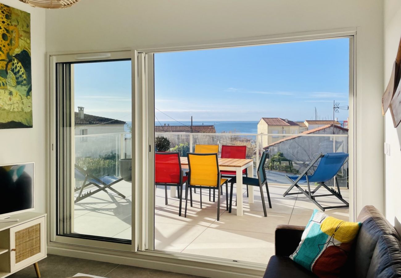 Appartement à Agde - CORAL - Lumineux appartement Cap d'agde vue mer , idéalement situé. 