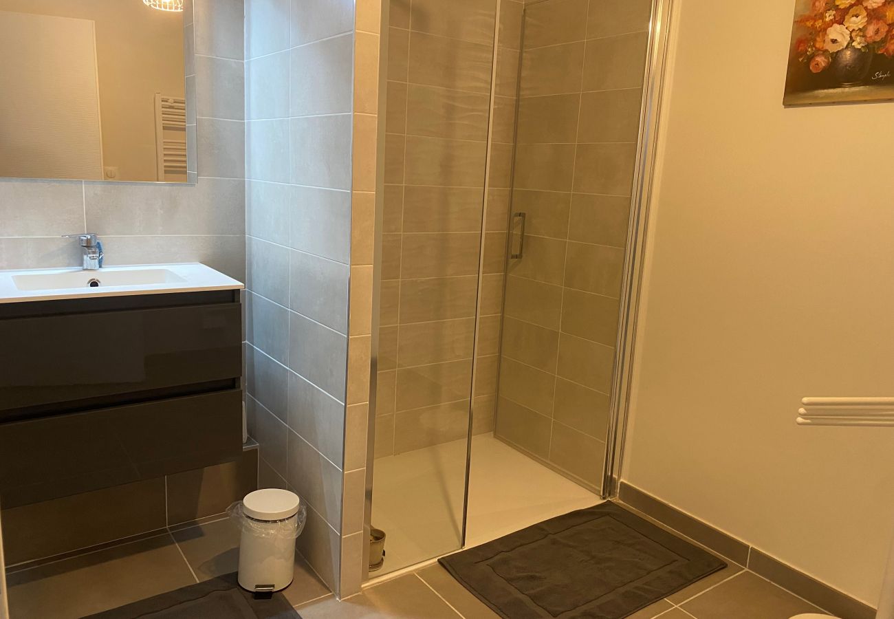 Appartement à Vias - MAONA - Appartement spacieux et moderne