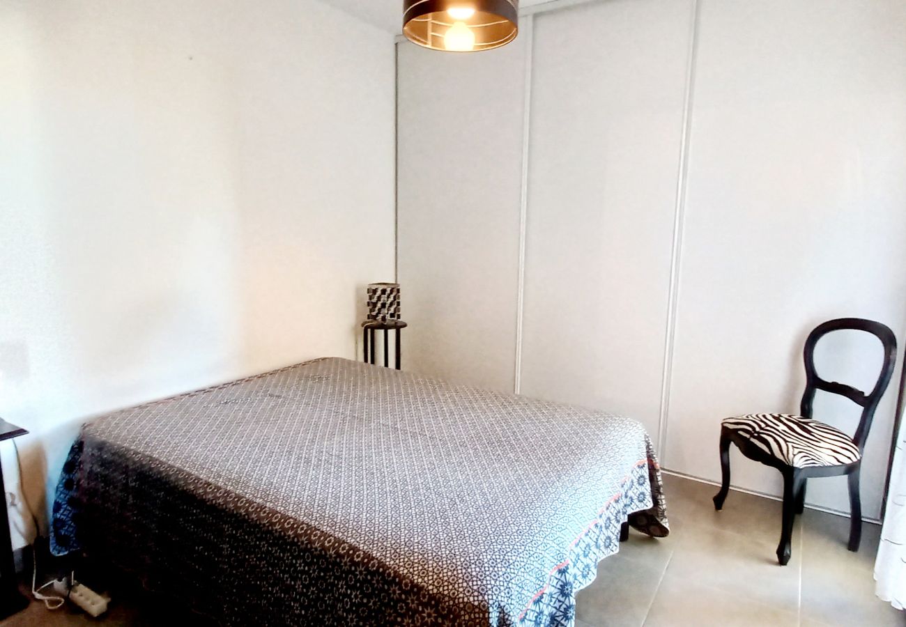 Appartement à Valras-Plage - Côté mer - Appartement proche la mer dans une résidence calme.