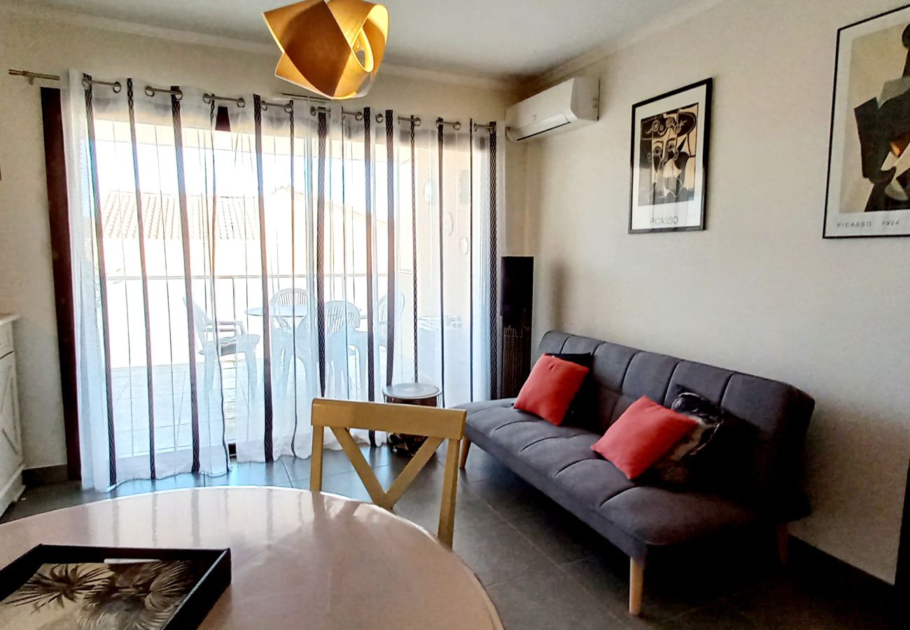 Appartement à Valras-Plage - Côté mer - Appartement proche la mer dans une résidence calme.