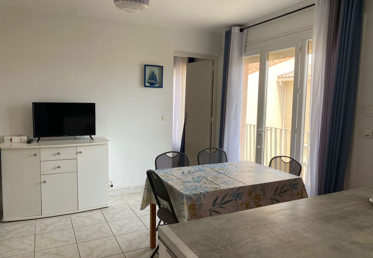 Appartement à Valras-Plage - Appartement au centre-ville, à 100m de la plage